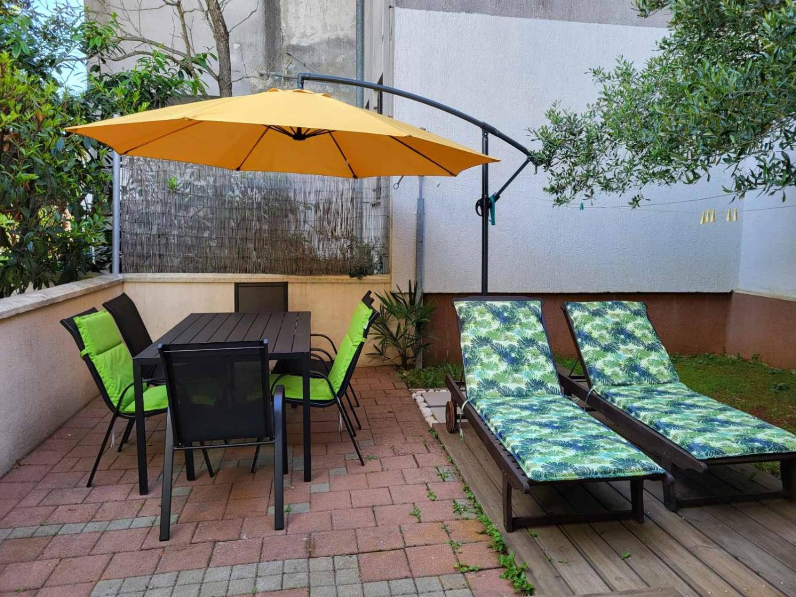 Apartment With Garden In Barbariga Dış mekan fotoğraf