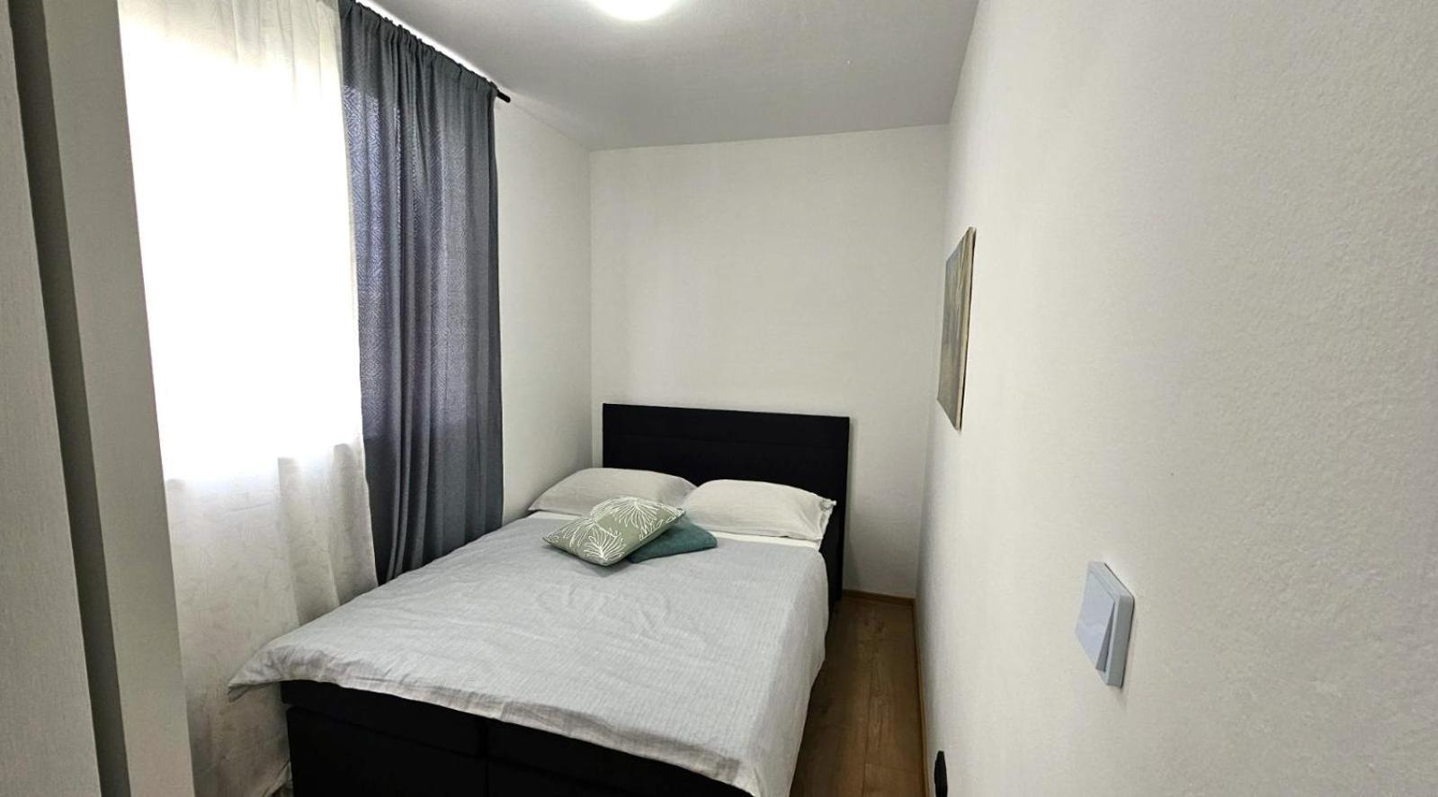 Apartment With Garden In Barbariga Dış mekan fotoğraf