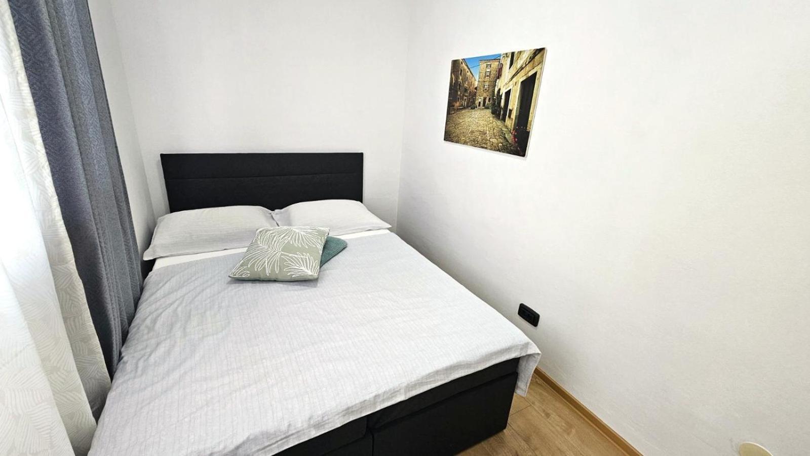 Apartment With Garden In Barbariga Dış mekan fotoğraf